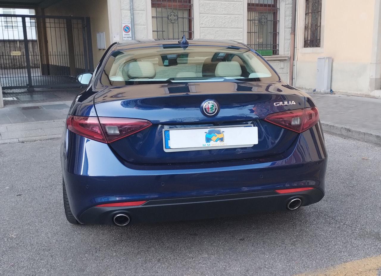 Alfa Romeo Giulia 2.2 Turbodiesel 180 CV Executive