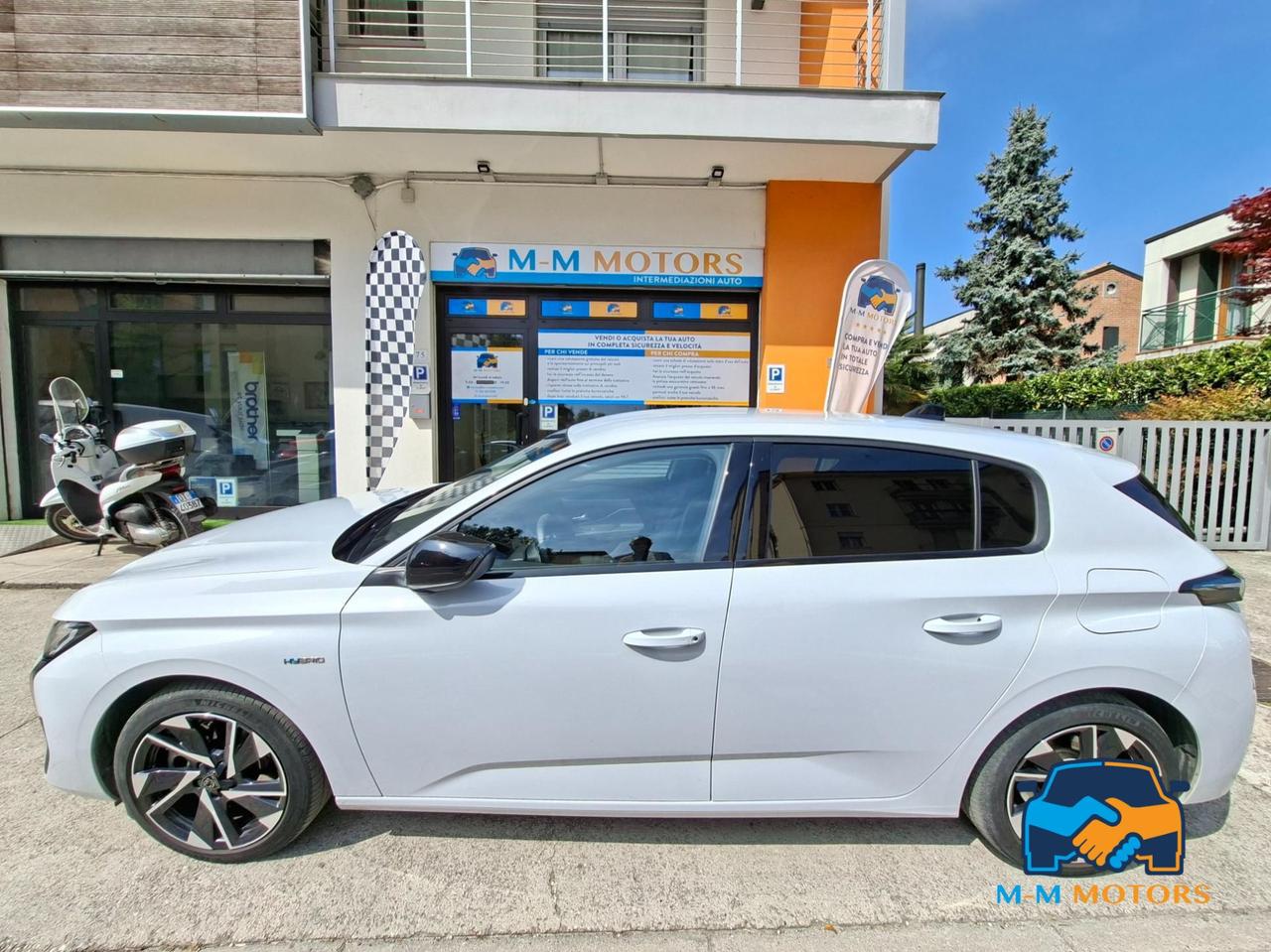 Peugeot 308 1.6 hybrid phev Allure Pack 180cv e-eat8