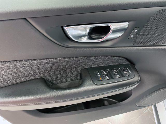 VOLVO V60 2.0 B4 CORE AUTO