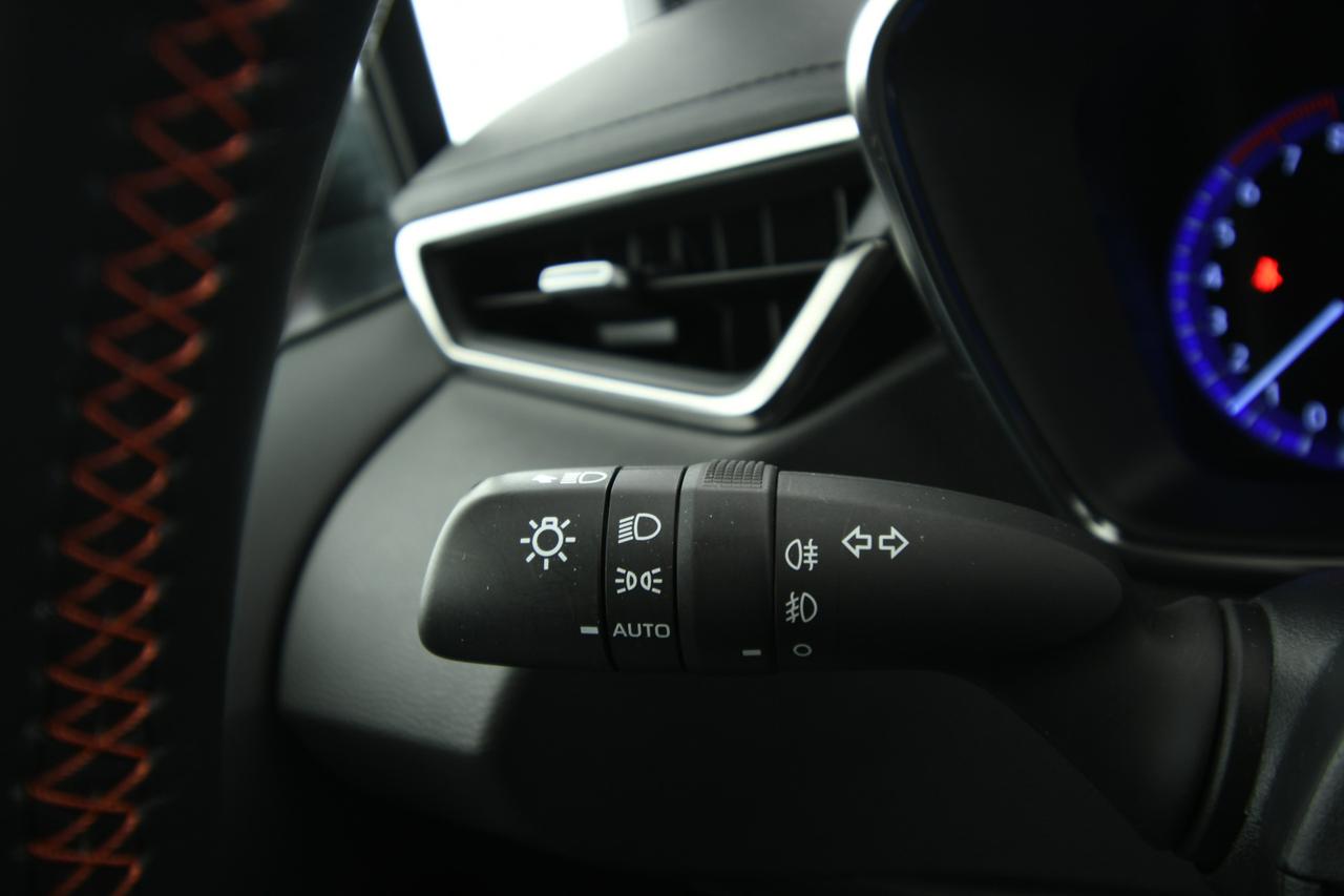 TOYOTA Corolla 2.0h GR Sport cvt CAMERA+ACC+APP CONNECT