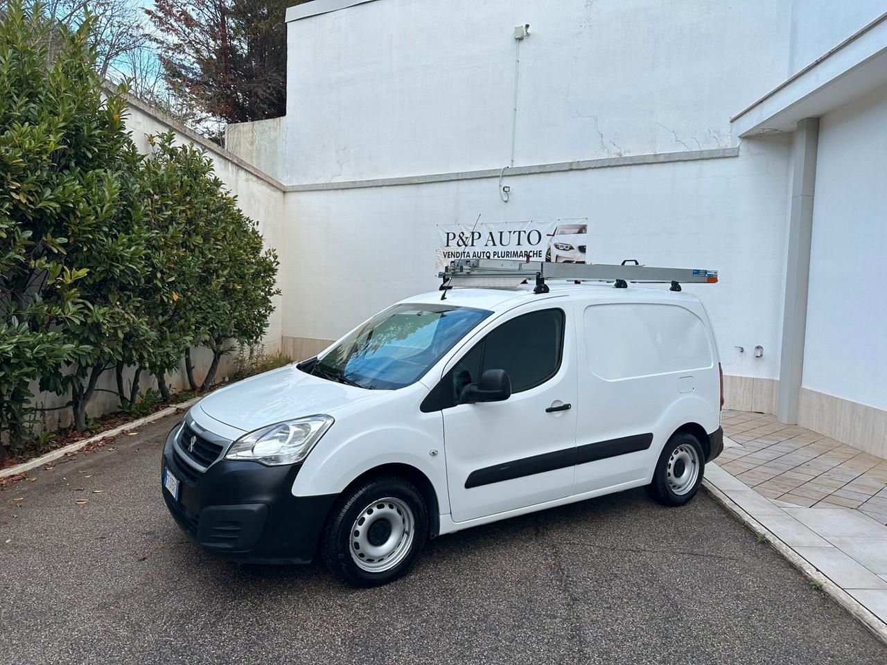 Peugeot Partner Tepee BlueHDi 120 S&S Active