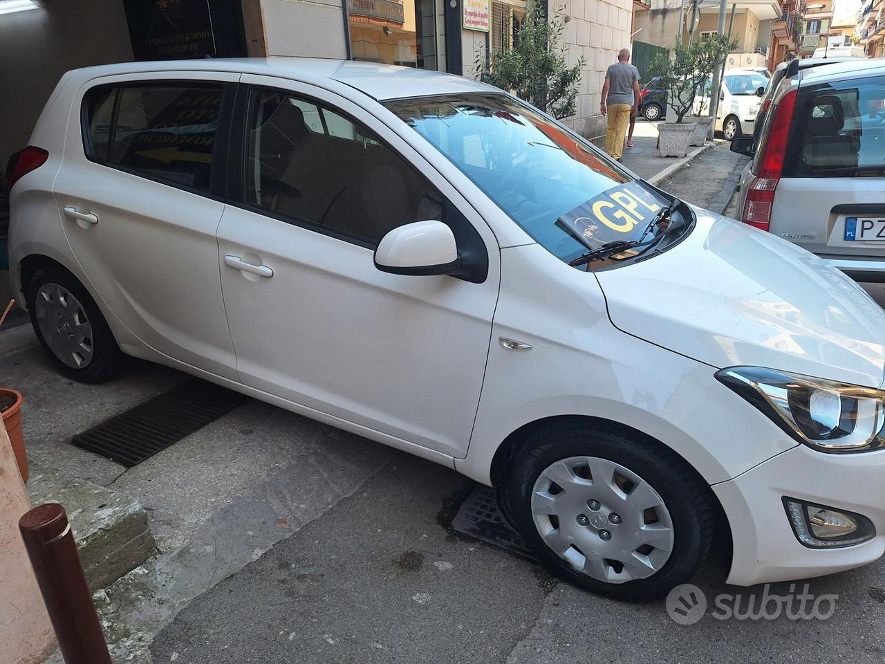 Hyundai i20 1.2 5p. Econext Sound Edition