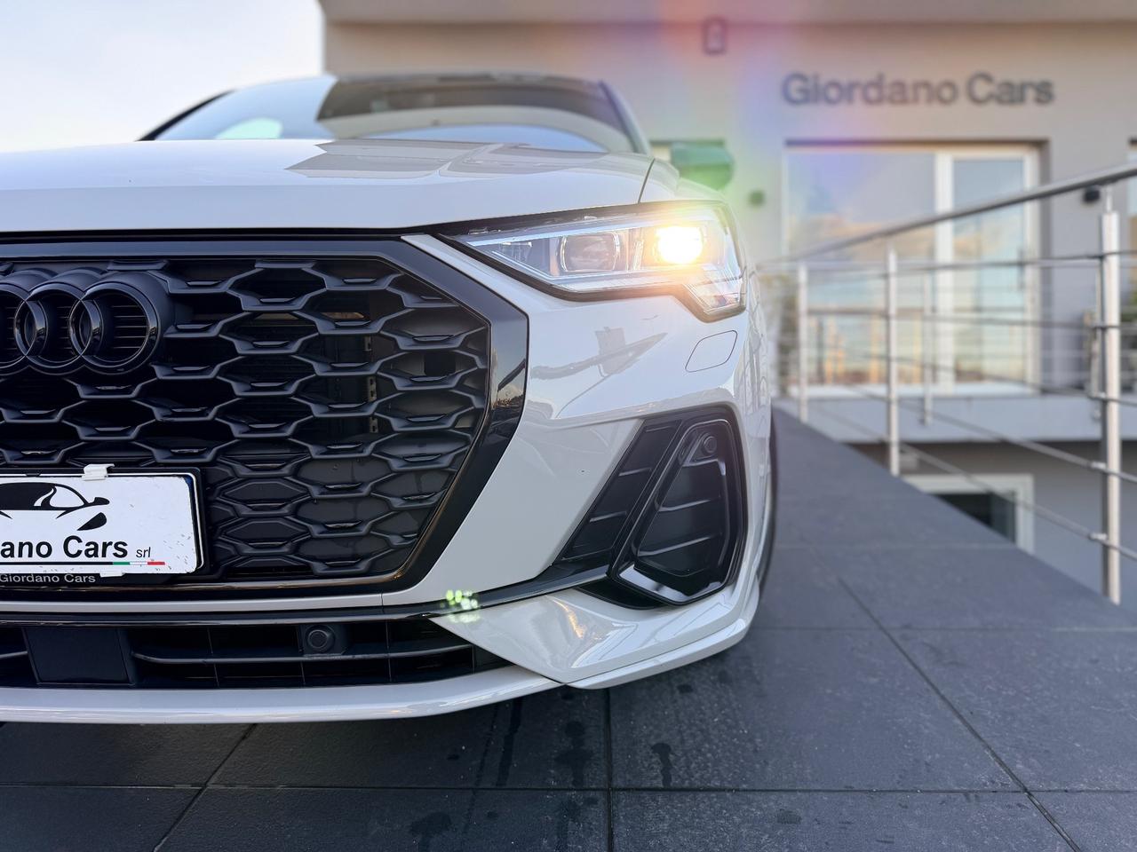 Audi Q3 SPB 40 TDI quattro 200cv S tronic line edition gesso