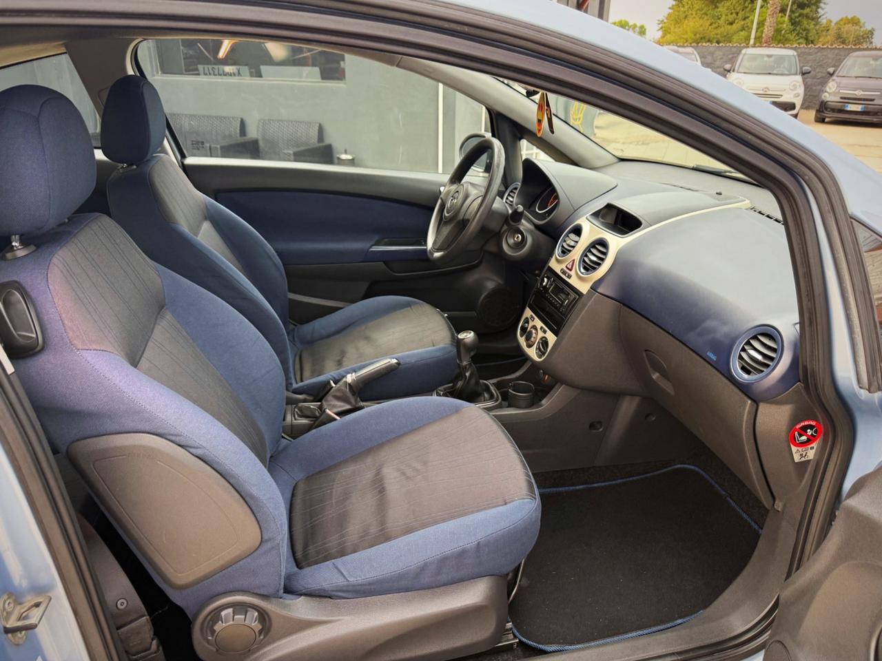 Opel Corsa 1.2 3 porte Easytronic Enjoy