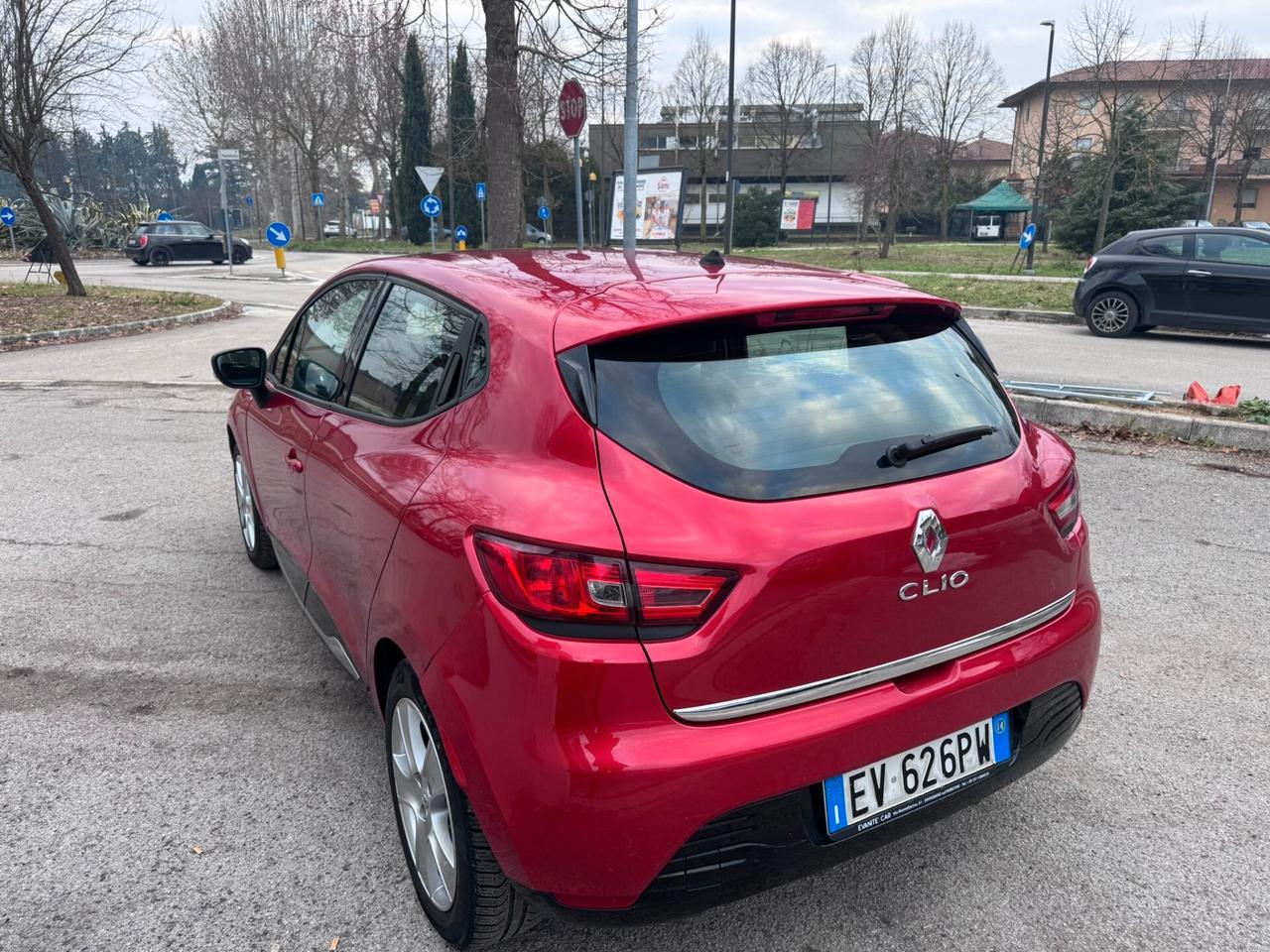 Renault Clio 1.2 75CV 5 porte Costume National