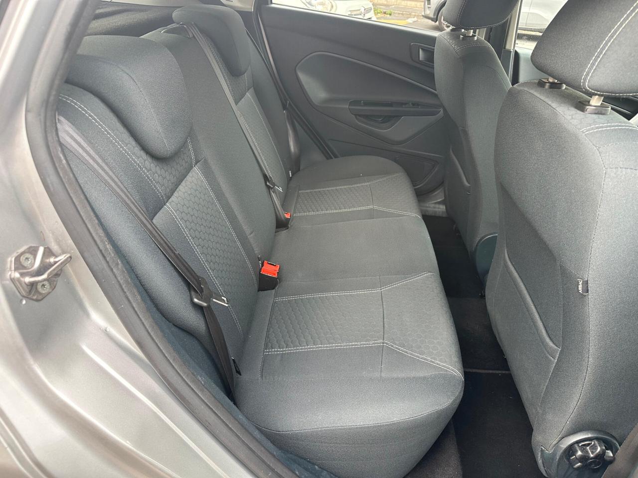 Ford Fiesta 1.4 TDCi 5p. Titanium