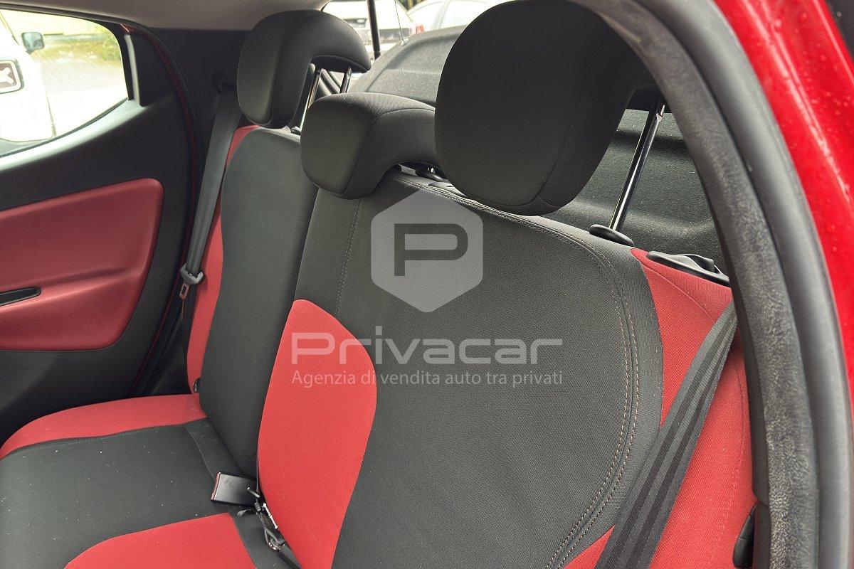 LANCIA Ypsilon 1.2 69 CV 5 porte GPL Ecochic Gold