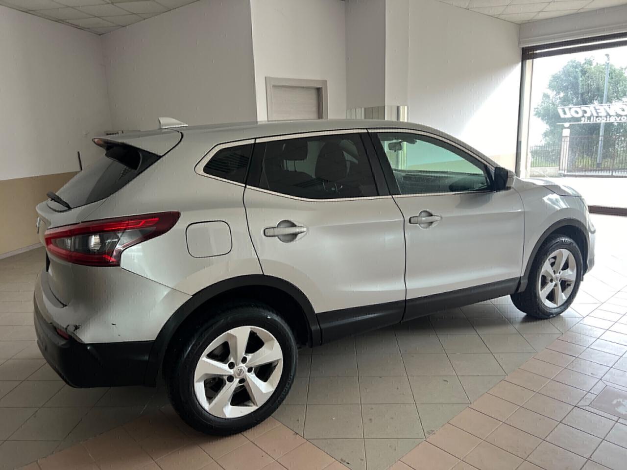 Nissan Qashqai 1.6 dCi 2WD Visia AFFARE