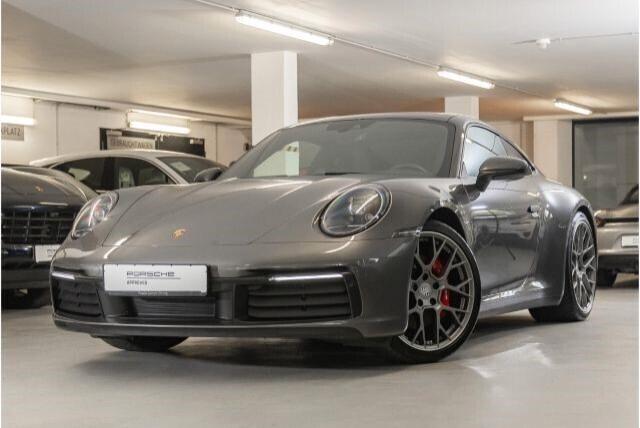 Porsche 911 Carrera 4S