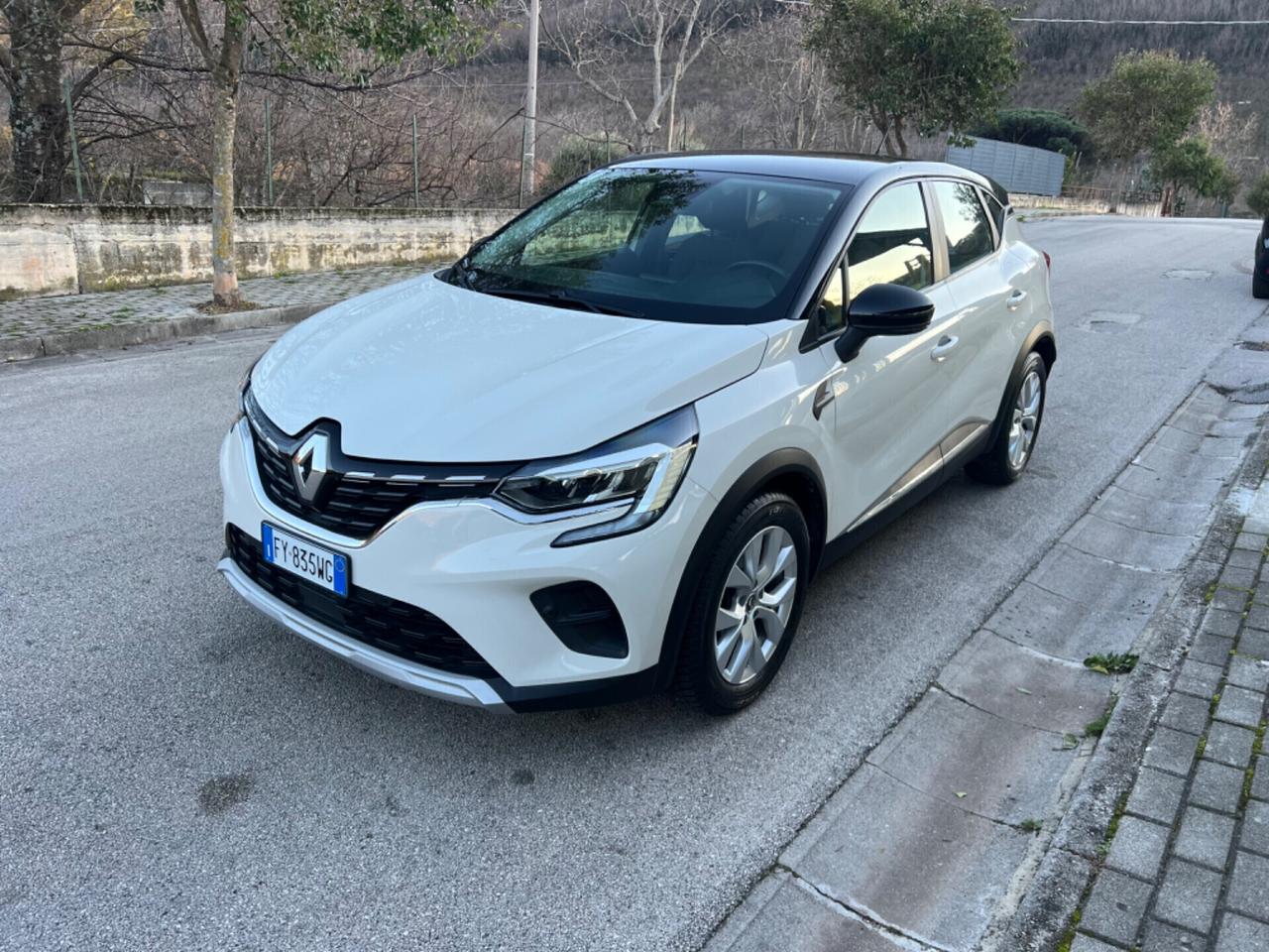 Renault Captur Blue dCi 8V 115 CV EDC Initiale Paris