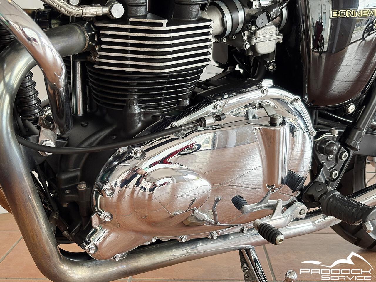 Triumph Bonneville T100 2012 23.120 km Forest green