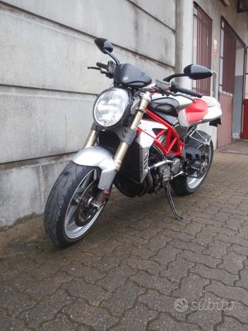 MV Agusta Brutale 910 s del 2006 compreso trapasso-tagliando-garanzia