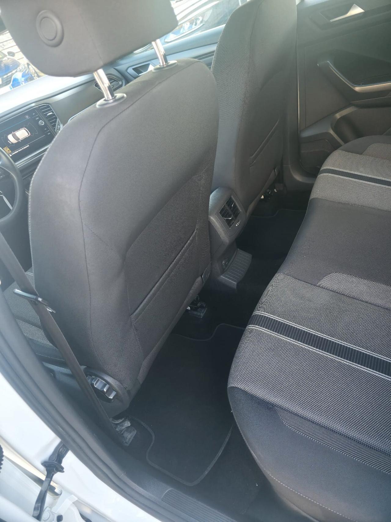 Volkswagen T-Roc 1.6 TDI SCR Style BlueMotion Technology
