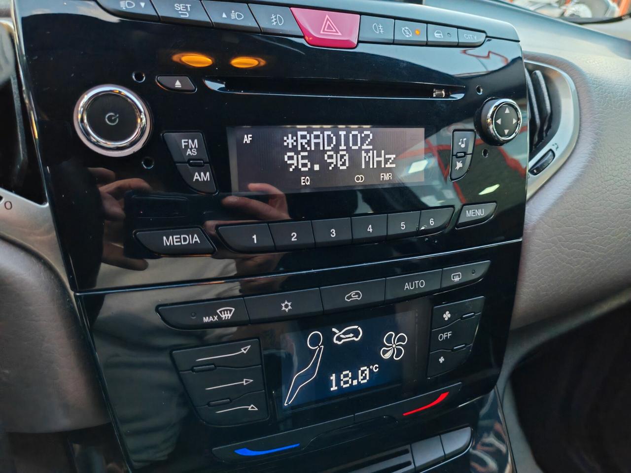 Lancia Ypsilon 1.3 diesel 05/2015 Cv95 ELLE