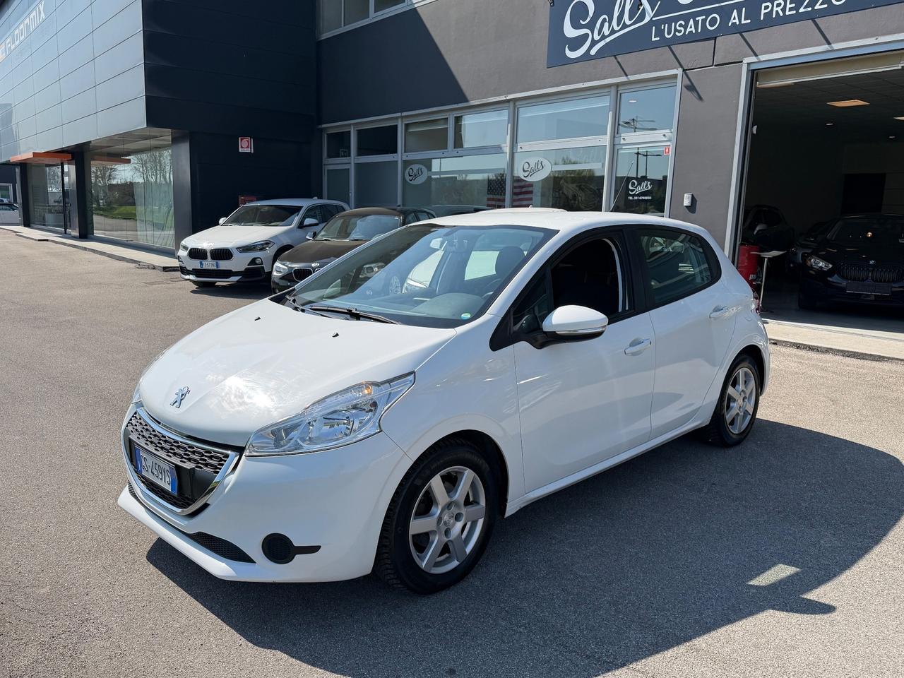 Peugeot 208 1.2 benzina