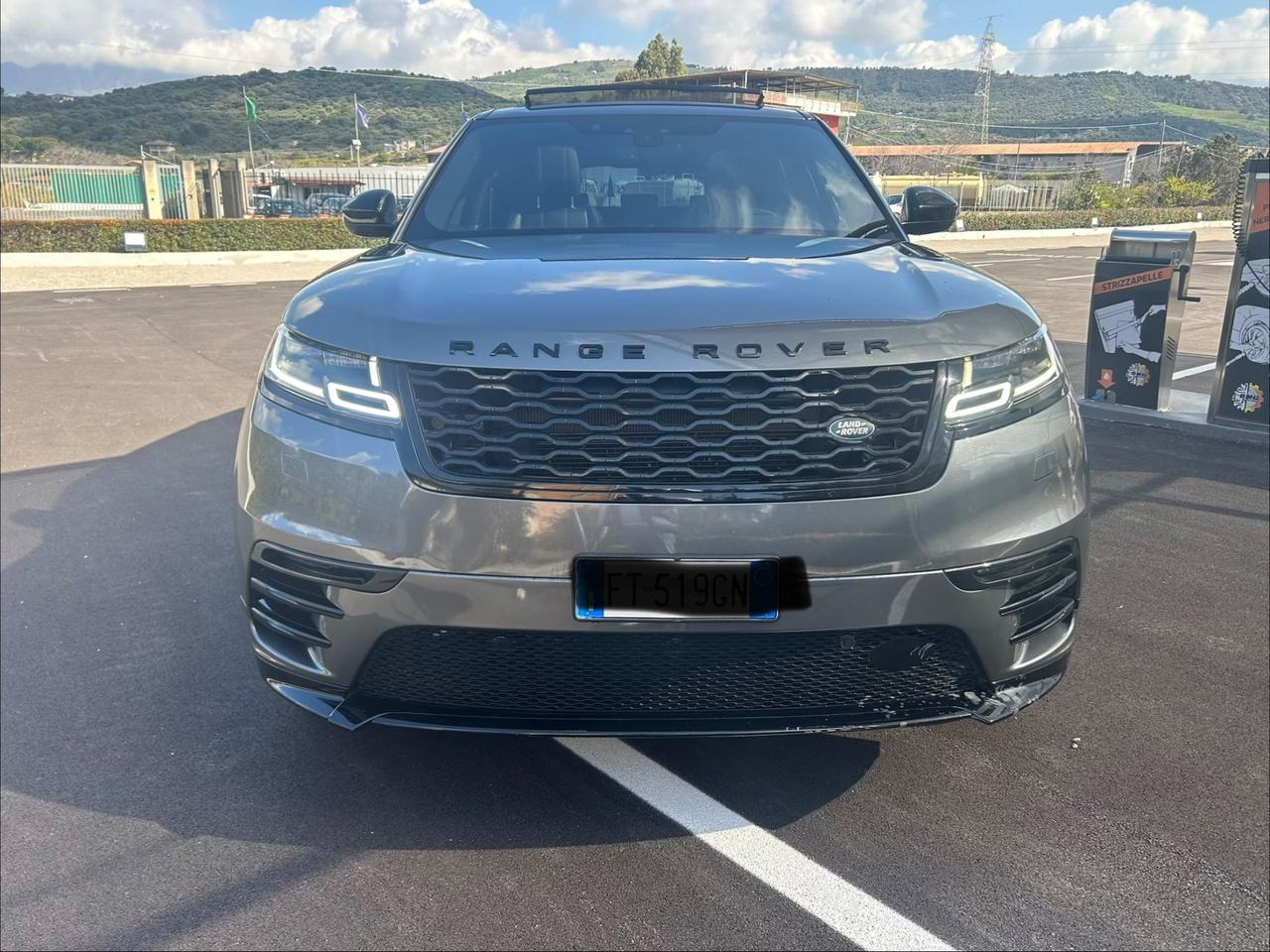 Land Rover Range Velar 2.0D I4 240 CV R-Dynamic