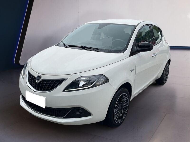 Lancia Ypsilon NUOVA My23 1.0 Firefly 70 CvStart&Stop Hybrid Gold