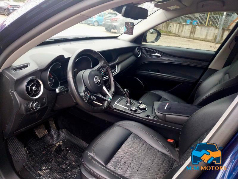 Alfa Romeo Stelvio 2.2 t Business rwd 180cv auto