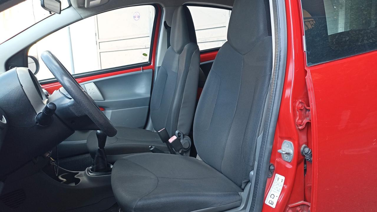 Toyota Aygo 1.0 12V VVT-i 5 porte