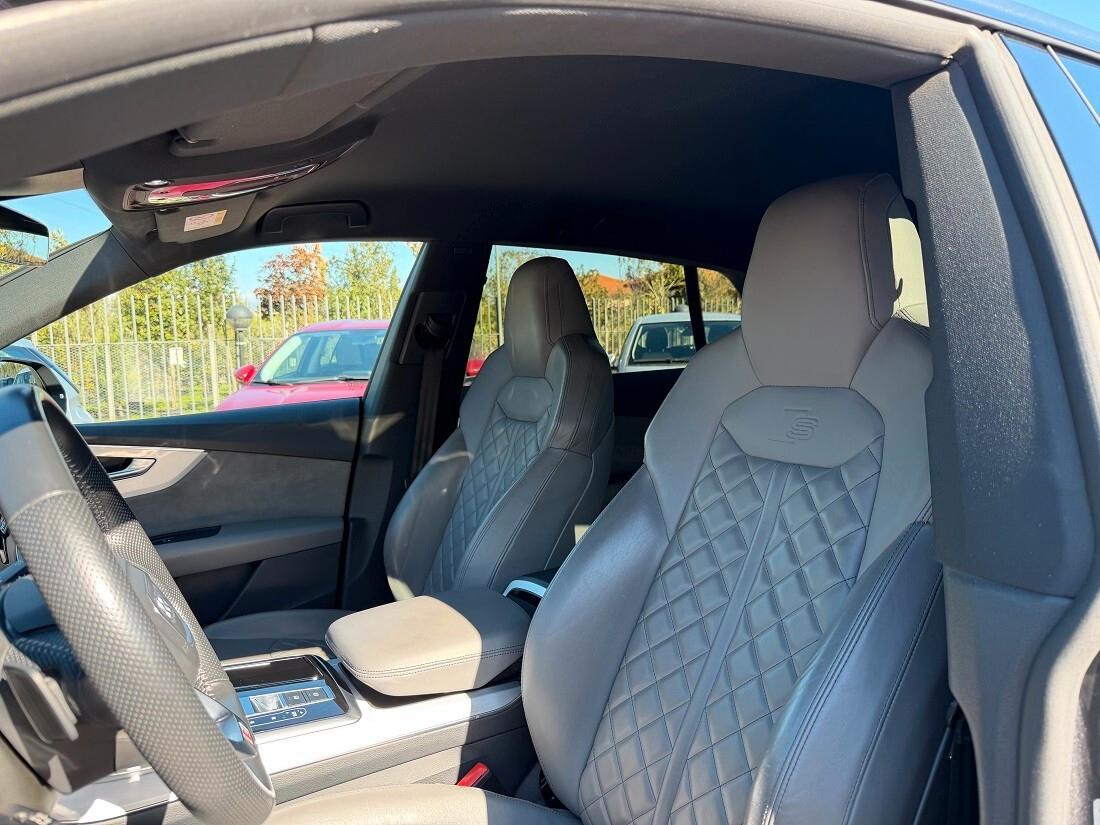 Audi Q8 45TDI QUATTRO S-LINE 231CV - 2020
