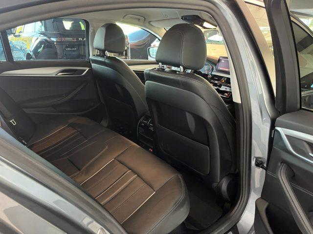 BMW 530 d Berlina 249cv xDrive Business StepTronic 48V