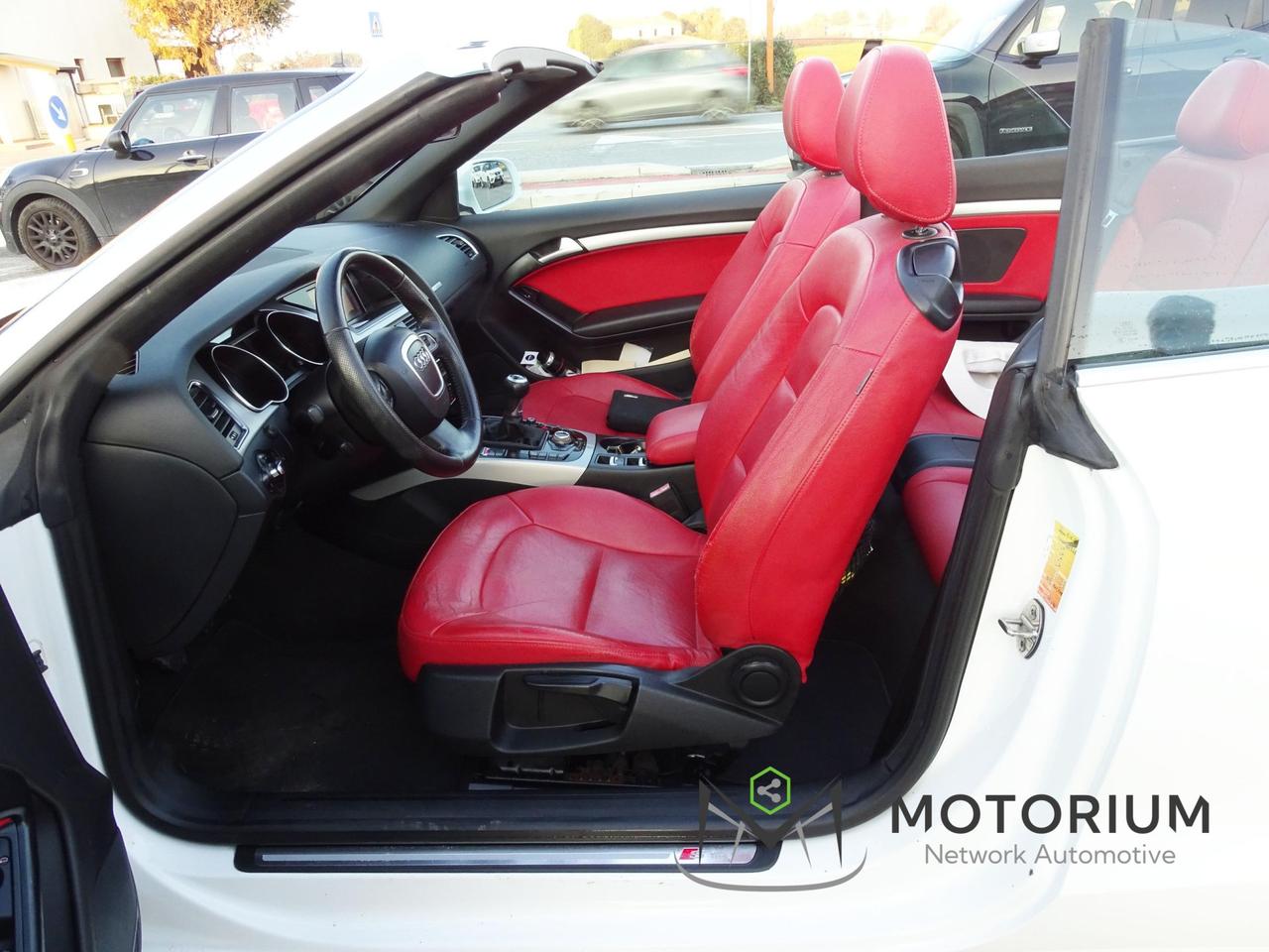 Audi A5 Cabrio 2.0 TDI S-LINE