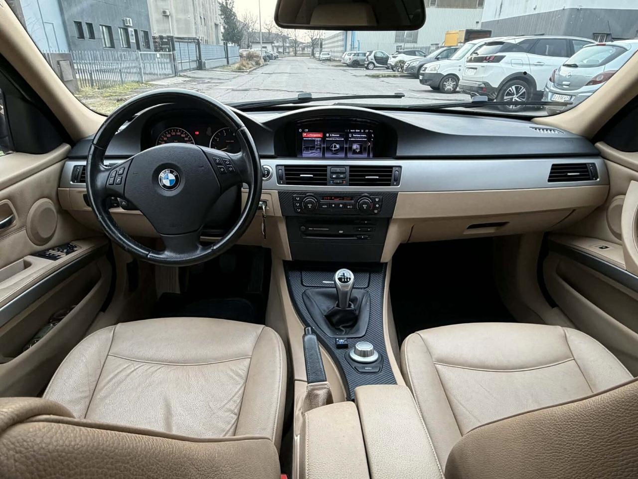BMW 318i GPL-Berlina-189.000KM-Navi,Xeno,Pelle-FULL