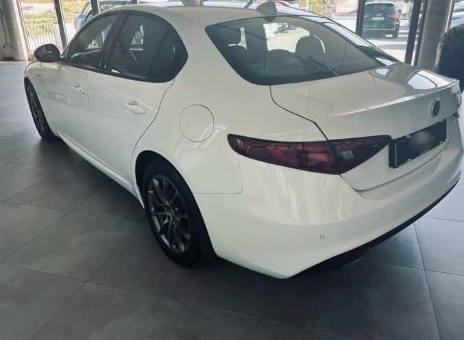 Alfa Romeo Giulia 2.2 Turbodiesel 136 CV AT8 Super