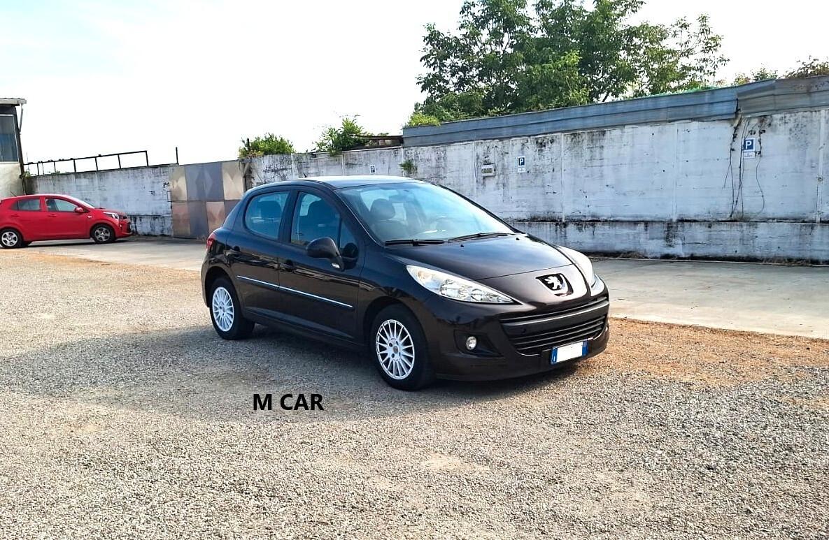 Peugeot 207 1.4 8V 75CV 5p. Active