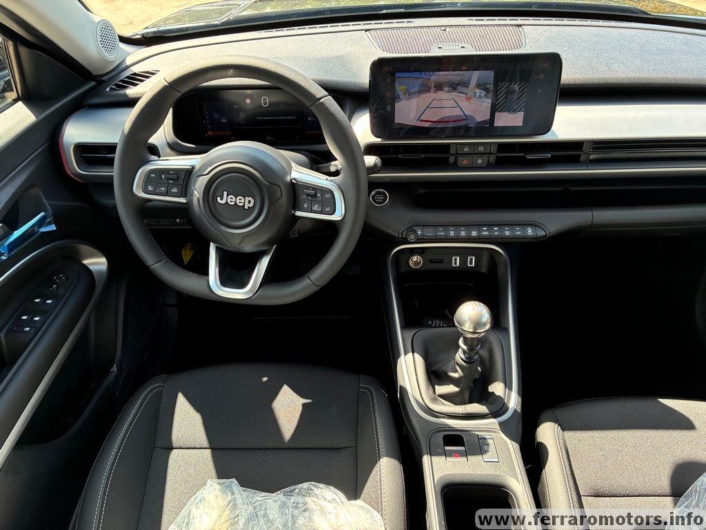 Jeep Avenger 1.2 Turbo 100 CV Summit a 254 euro al mese