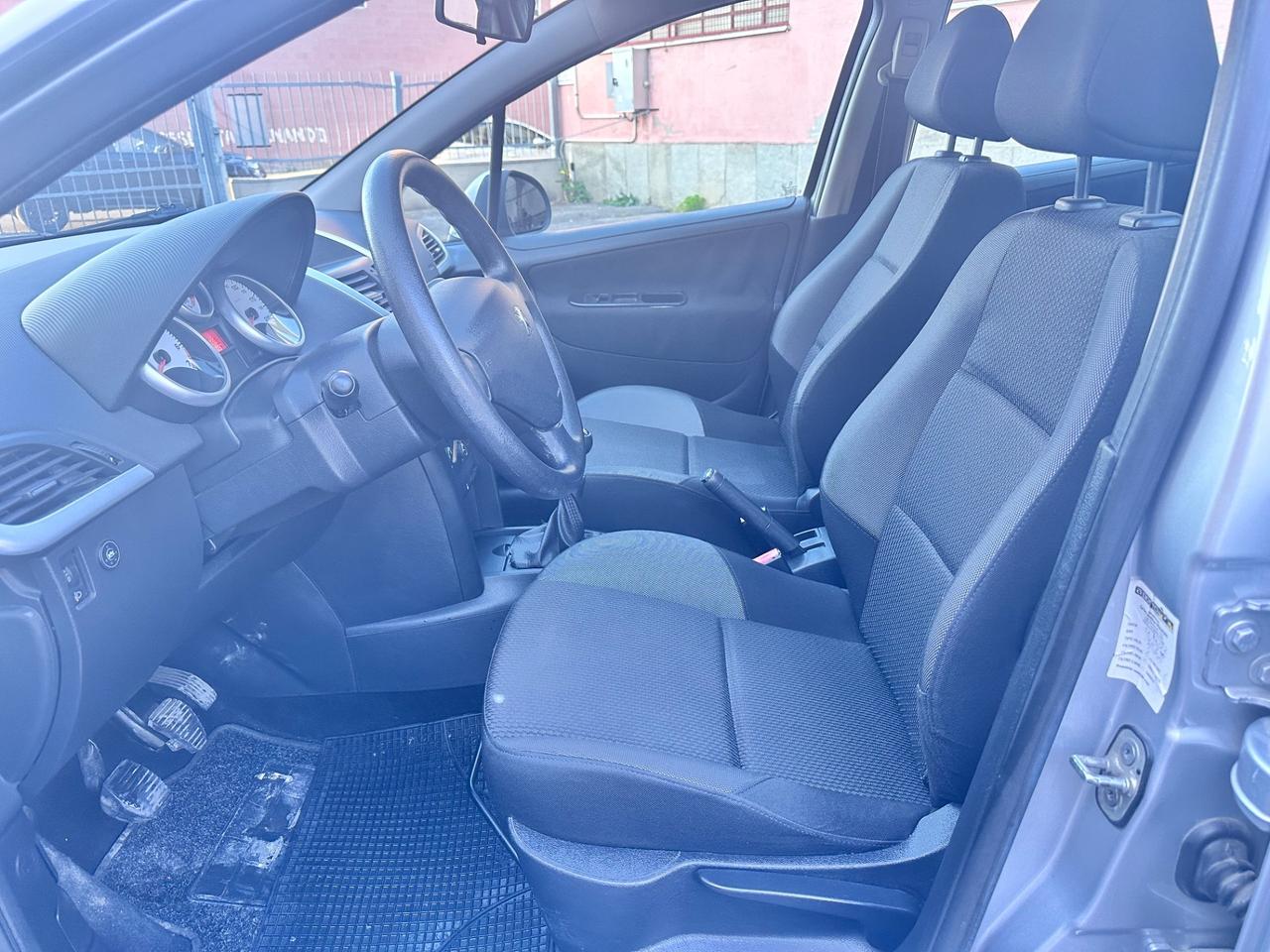 Peugeot 207 benzina gpl 5 porte euro 5