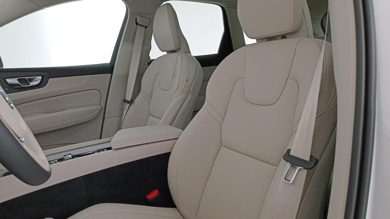 VOLVO XC60 2.0 t6 recharge phev obc 6,4kW Ultimate Dark awd auto