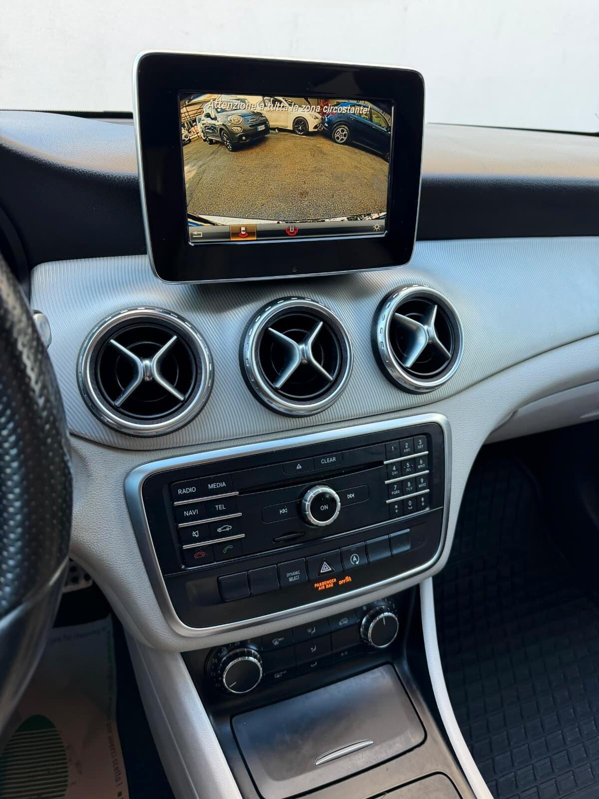 Mercedes-benz GLA 200 d Automatic Sport