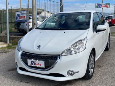 Peugeot 208 1.4 HDi 68 CV 5 porte Allure