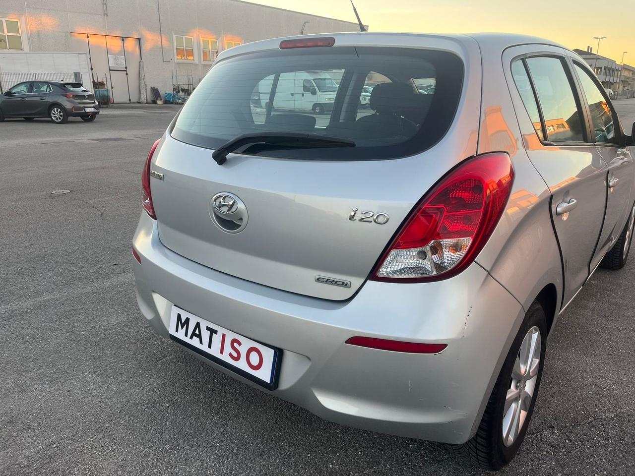 Hyundai i20 1.1 CRDi 5p. Sound Edition
