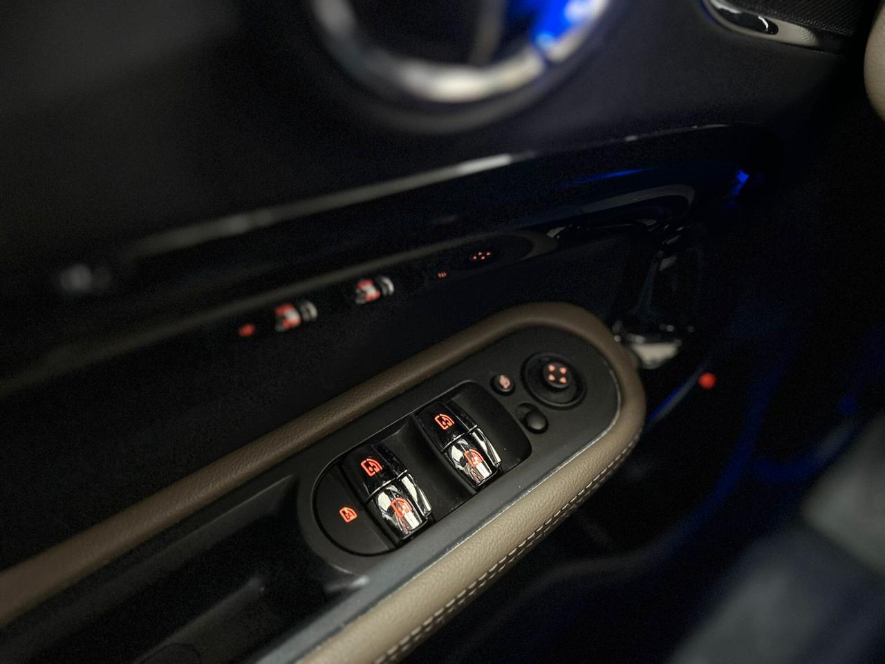 Mini Cooper D Countryman 2.0 ALL4 Automatica