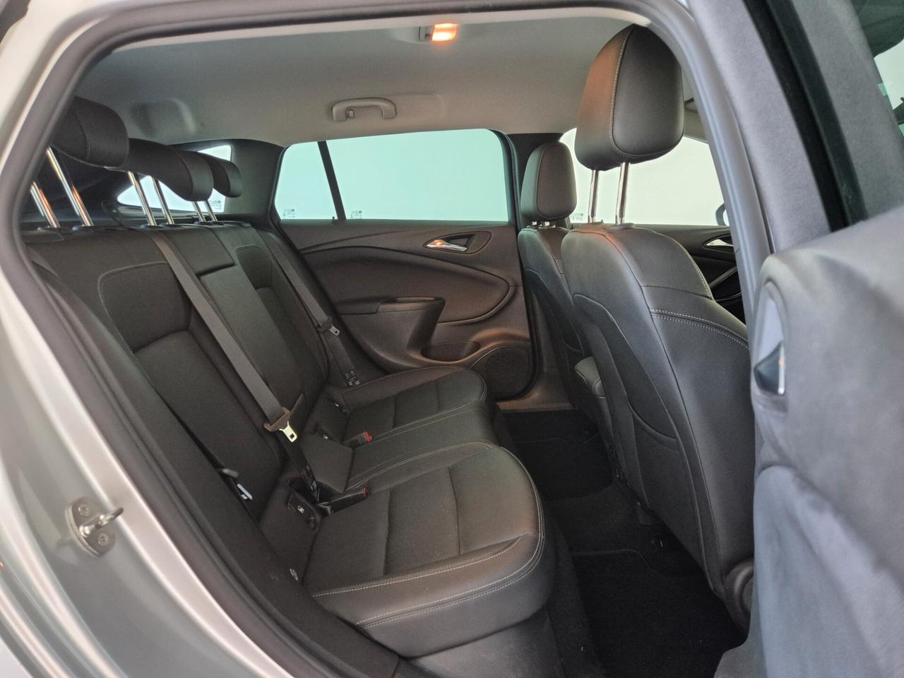 OPEL Astra 1.6 CDTi 136CV Sports Tourer Innovation AGR