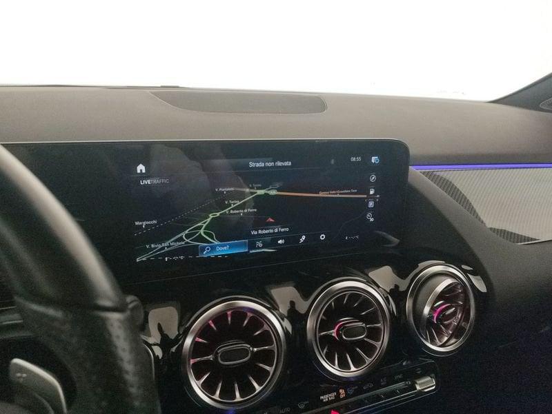 Mercedes-Benz GLA 180 d Premium auto