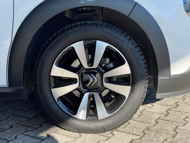 CITROEN C3 PureTech 82 Shine