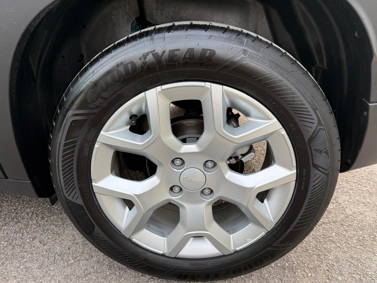 Jeep Avenger 1.2 Turbo 100 CV Summit