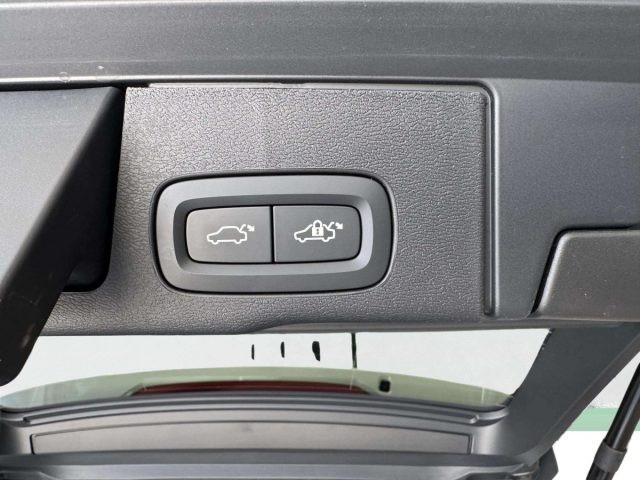 VOLVO XC60 T6 AWD PLUS DARK AUTOMATICA AZIENDALE