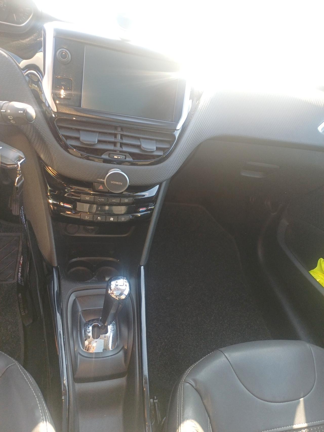 Peugeot 2008 PureTech 82 Allure