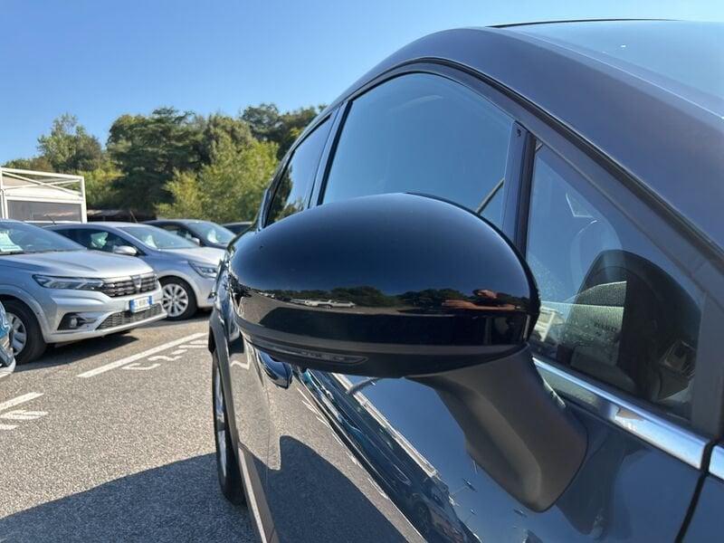 Renault Captur II 2019 1.6 E-Tech full hybrid Evolution 145cv auto