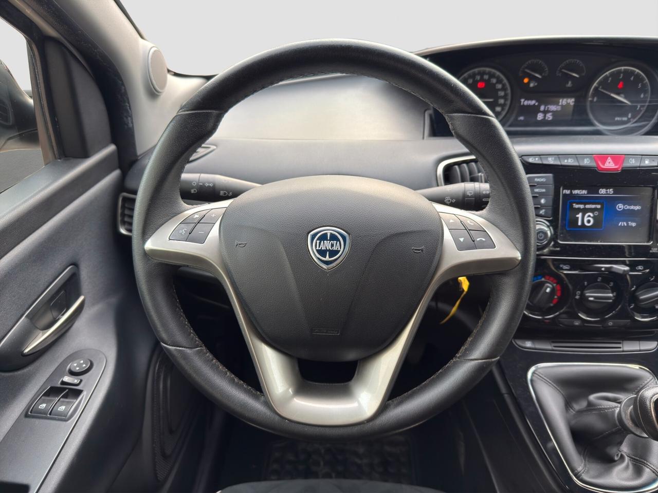 Lancia Ypsilon 1.2 69 CV 5 porte GPL Ecochic Gold