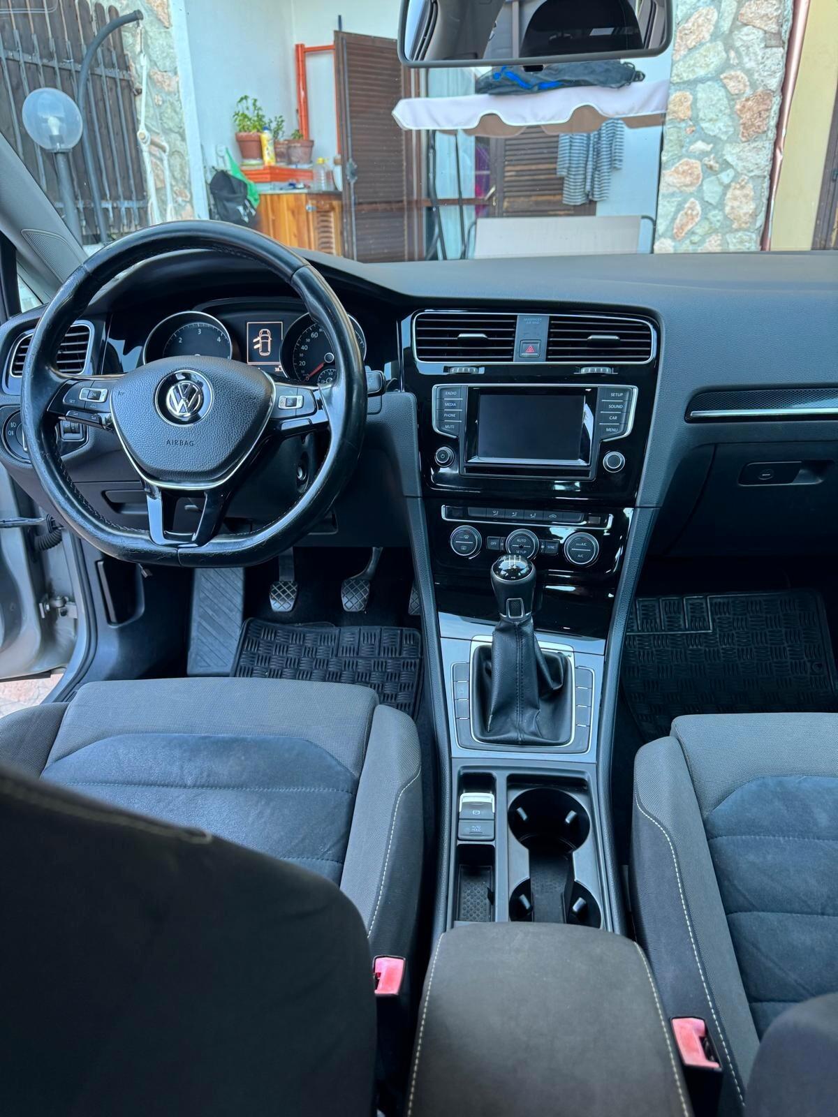 Volkswagen Golf Business 1.6 TDI 5p. Highline