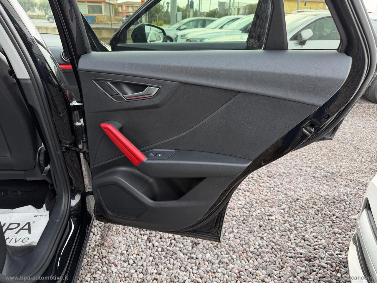 AUDI Q2 1.6 TDI NAVI TETTO SPORT PARCHEGGIO ASSISTITO