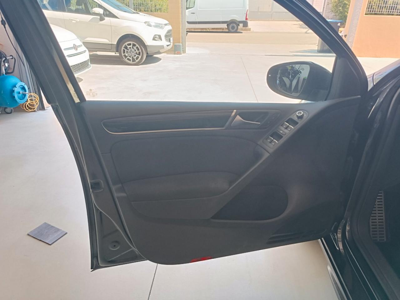 Volkswagen Golf GTI 2.0 TSI 5p.