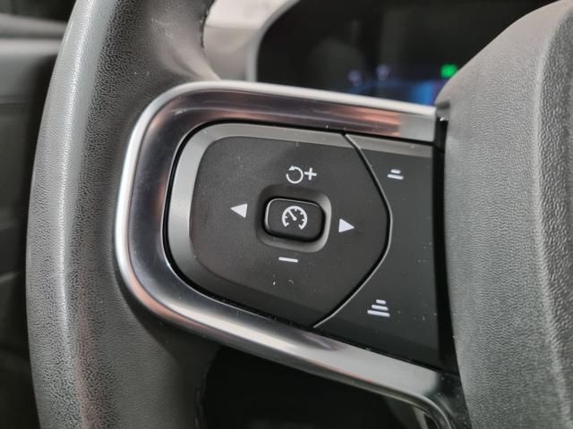 VOLVO XC40 B4 AWD automatico Core