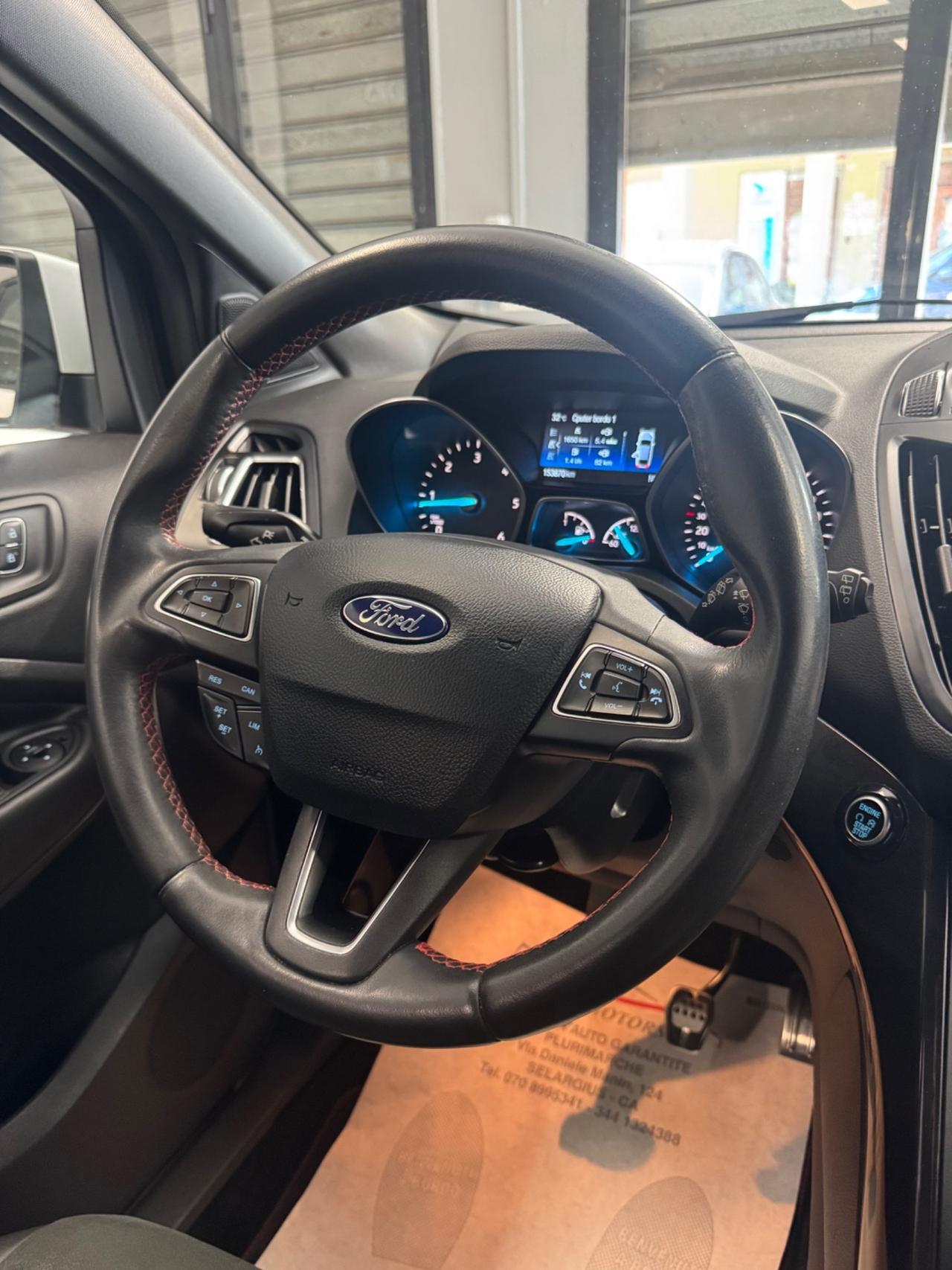 Ford Kuga 1.5 TDCI 120 CV ST-Line