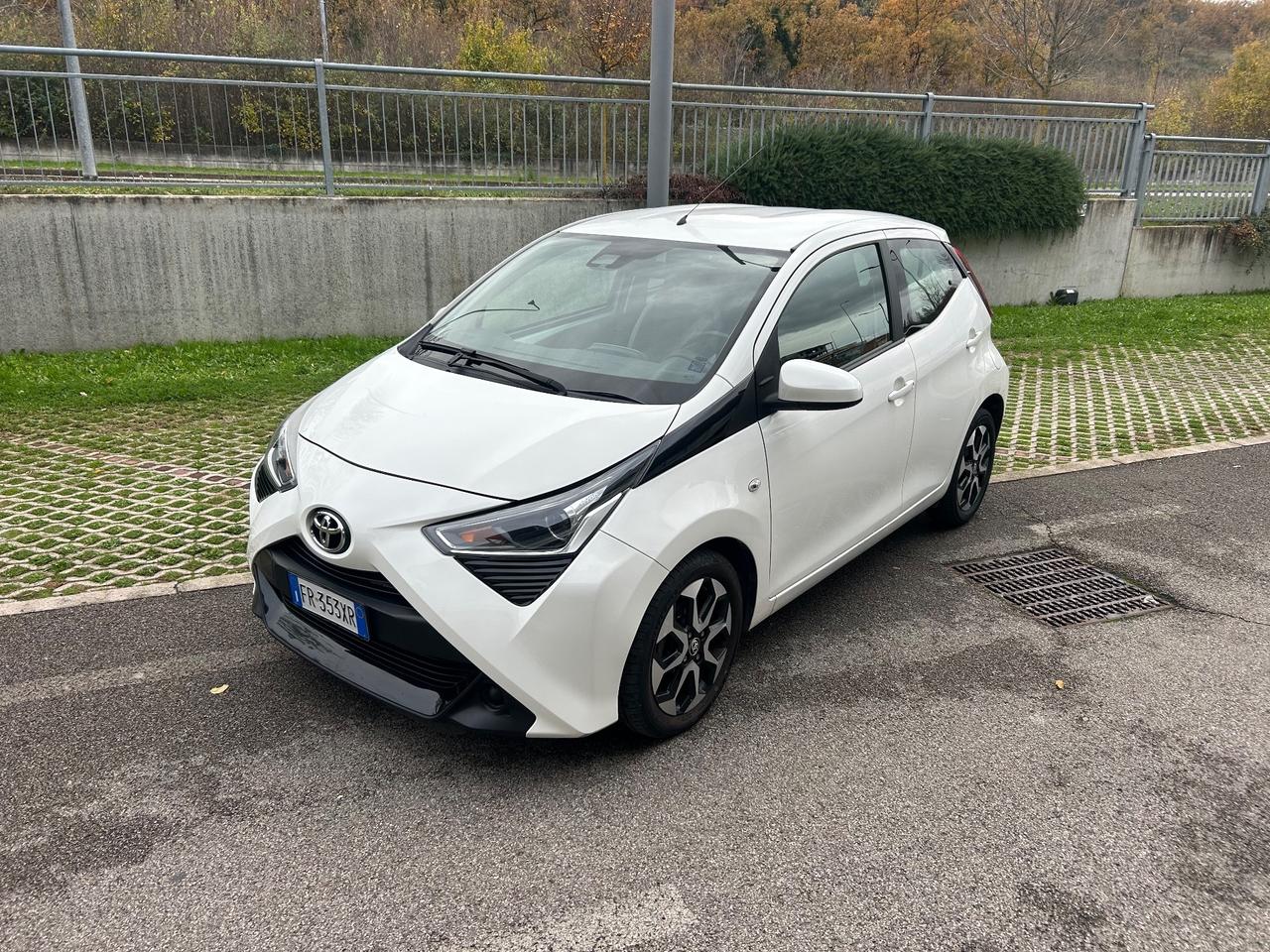 Toyota Aygo 1.0 VVT-i 72 CV 5 porte x-cool